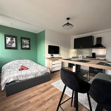 Appartement Proche Paris Et Metro - Parking Prive メゾン・アルフォール エクステリア 写真