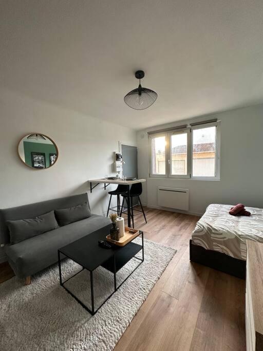 Appartement Proche Paris Et Metro - Parking Prive メゾン・アルフォール エクステリア 写真